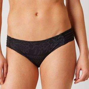 NWOT BECCA Prairie Rose American Bikini Bottoms Black Crochet